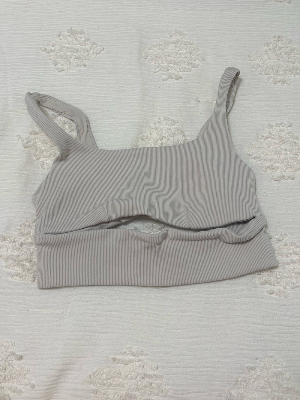 ALO Yoga Ribbed slit bra